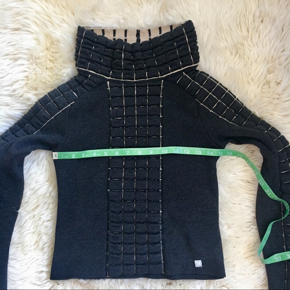Chanel wool sweater 36 small - Picture 4 of 7